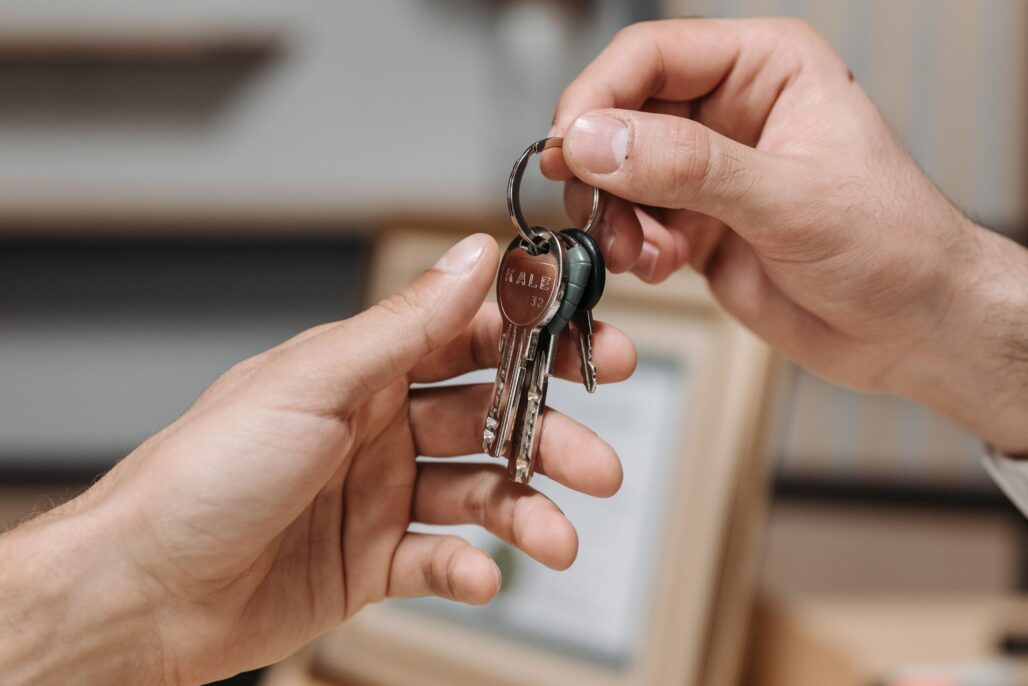 key of a house involving in how spousal maintenance affects property settlement